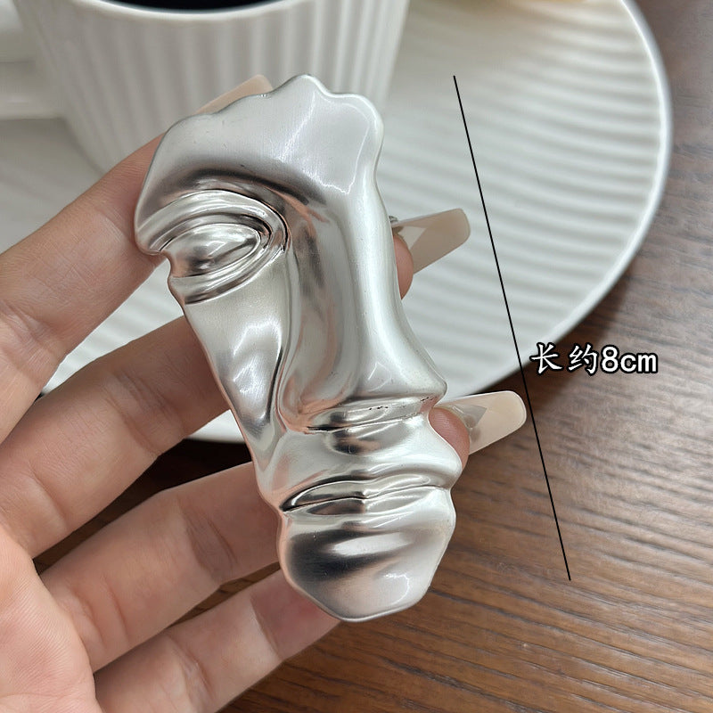 Muse Silhouette Brooch