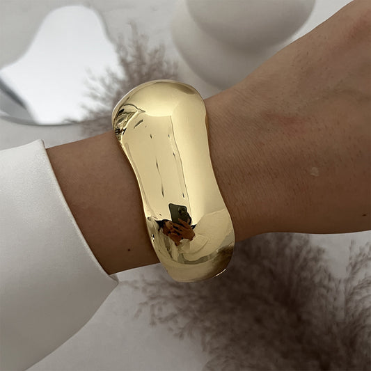 Dune Cuff